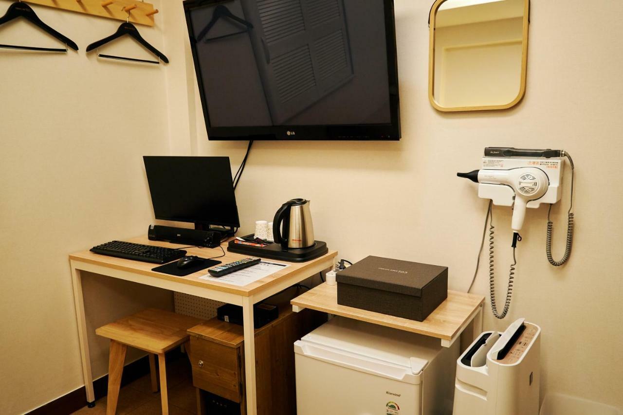 Urban Stay 103 Seoul Bagian luar foto