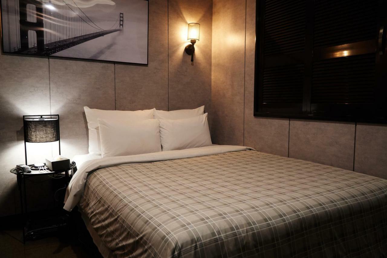 Urban Stay 103 Seoul Bagian luar foto