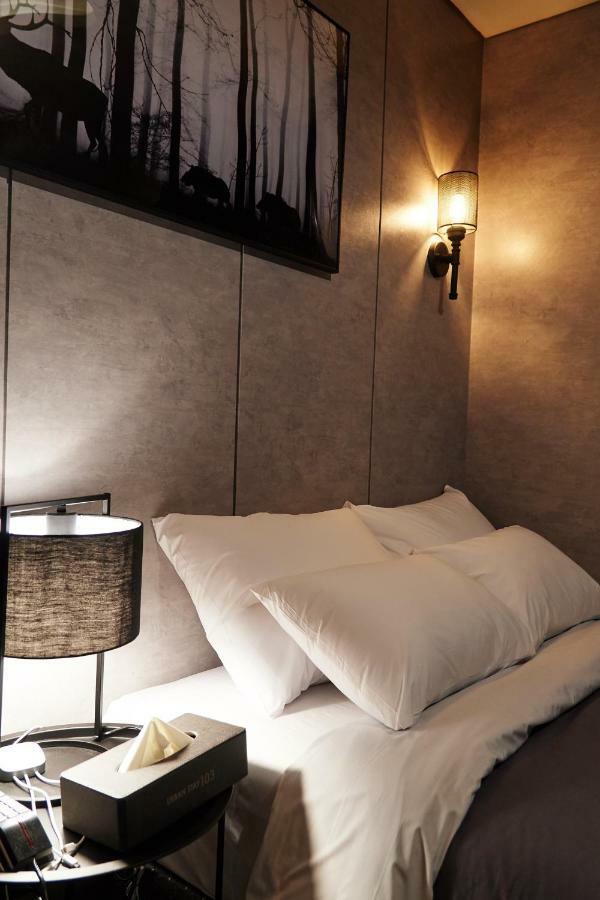 Urban Stay 103 Seoul Bagian luar foto