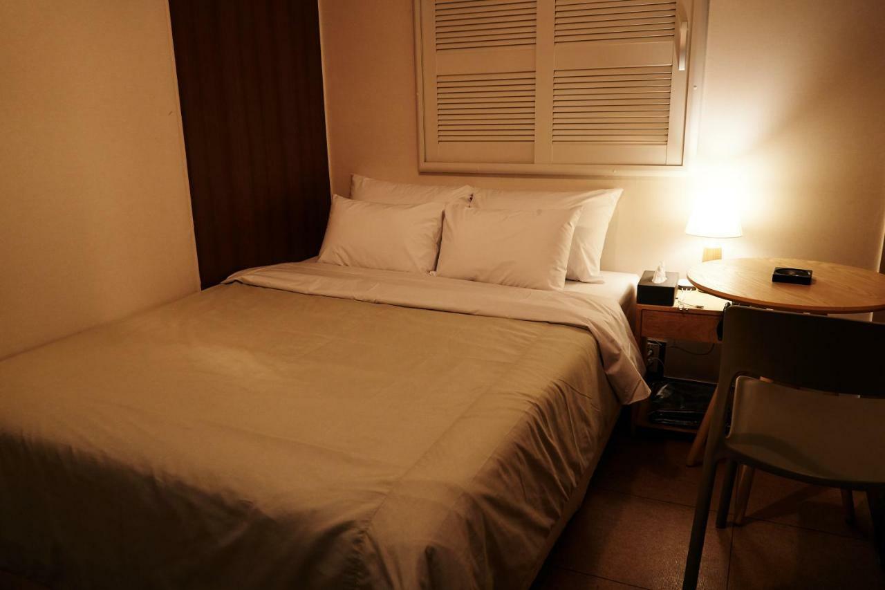 Urban Stay 103 Seoul Bagian luar foto