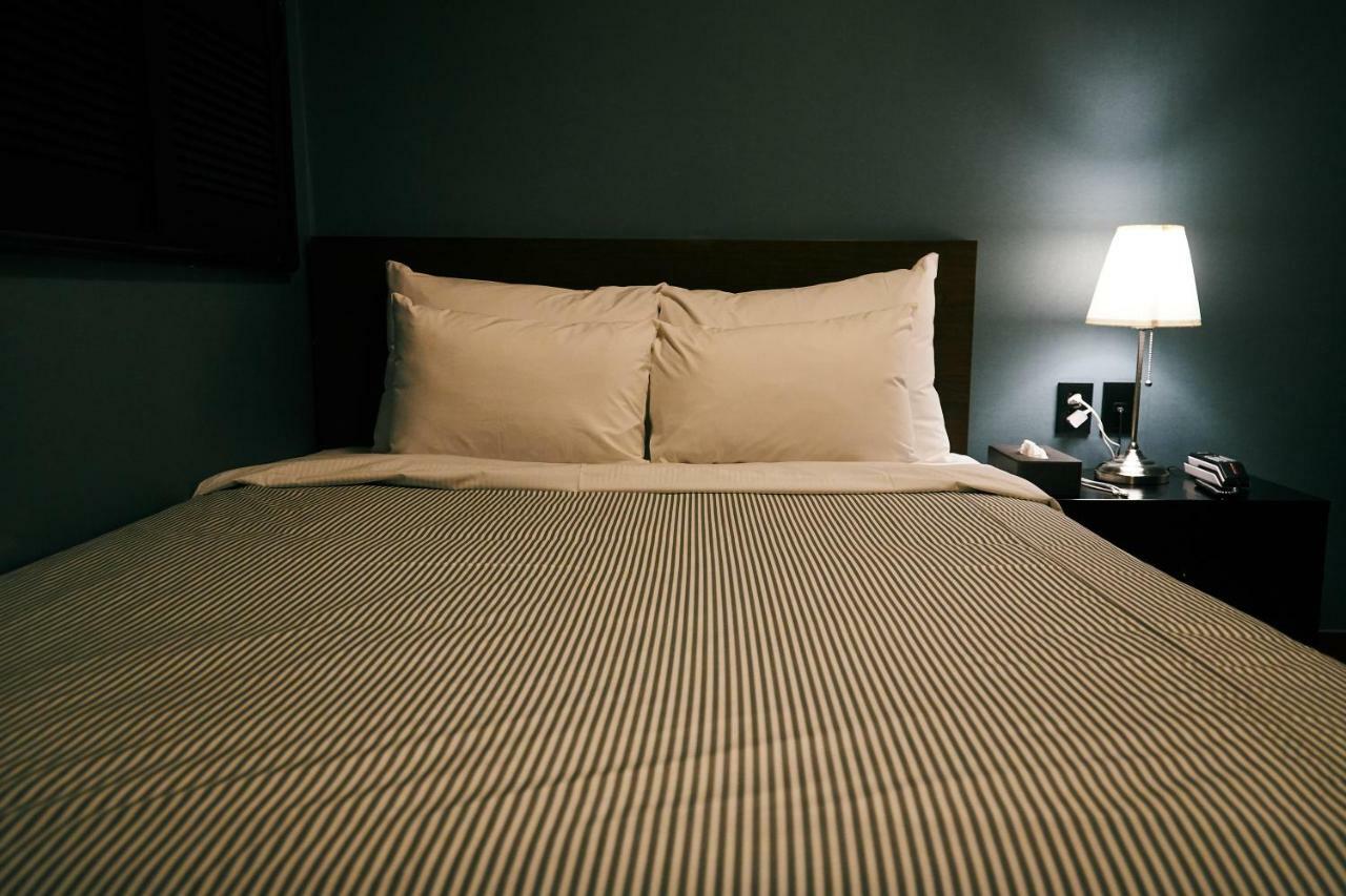 Urban Stay 103 Seoul Bagian luar foto